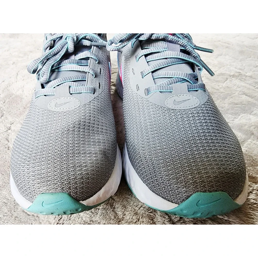 Nike Revolution 5 Womens Running Shoes Grey Pink Aqua Size 8.5